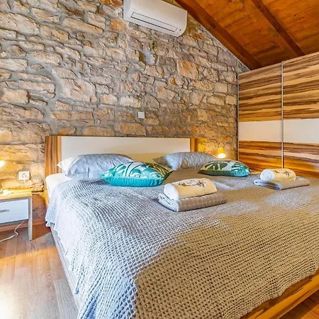 Σπίτι διακοπών Holiday Home Peruski Peruski