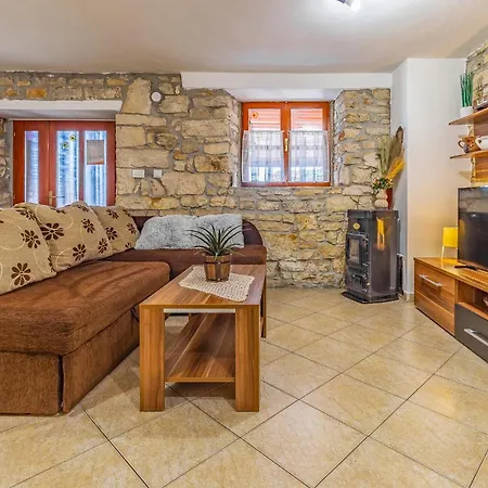 Holiday Home Peruski Peruski * Peruški